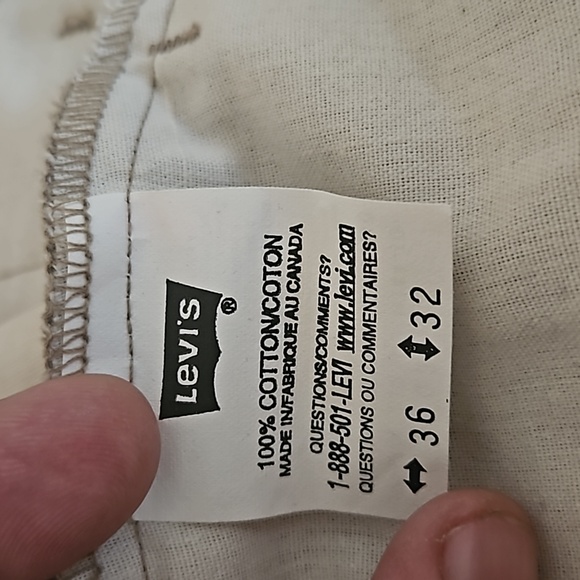Levi's khaki 36x32 - Picture 3 of 3